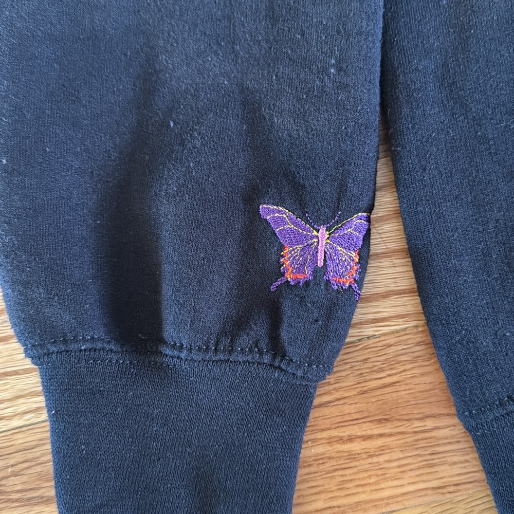 What would Dolly do sweatshirt - Picture 4 of 4